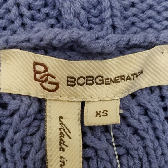 🎋BCBG Cable Knit Hoodie Sweater - Picture 7 of 13